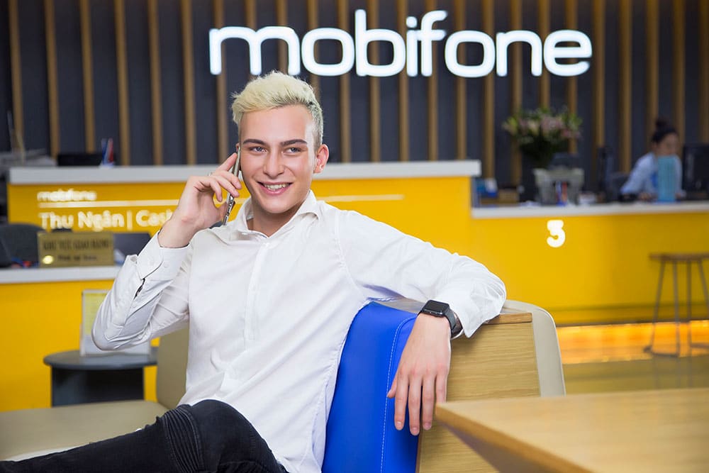 Chụp Ảnh Thương Hiệu Công ty Viễn Thông Mobiphone Chất Lượng Cao