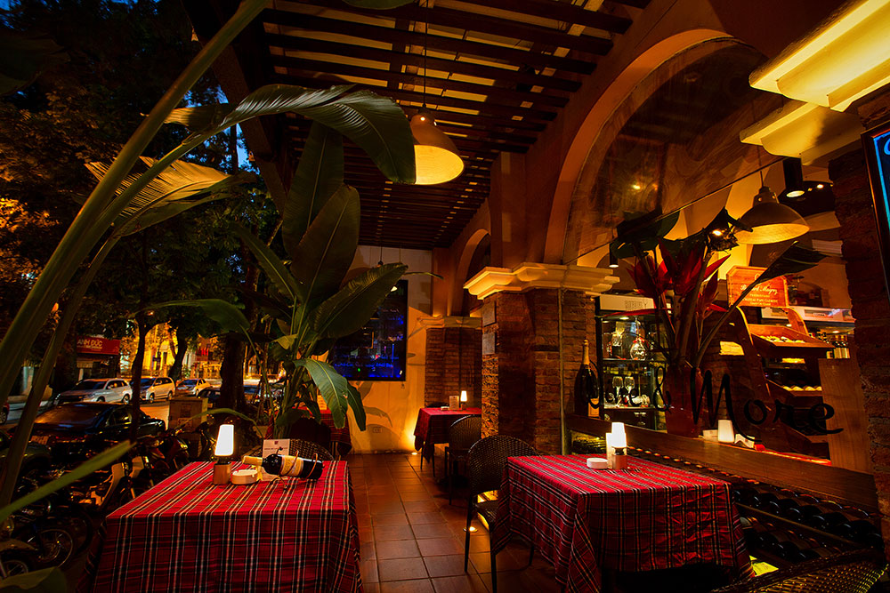 chụp ảnh kiến trúc Club De L’oriental tại HN